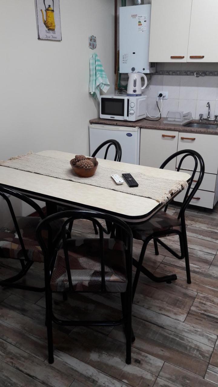 Cabanas Oyikil El Calafate Exteriör bild